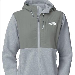 North Face hooded Denali Jacket Medium 8